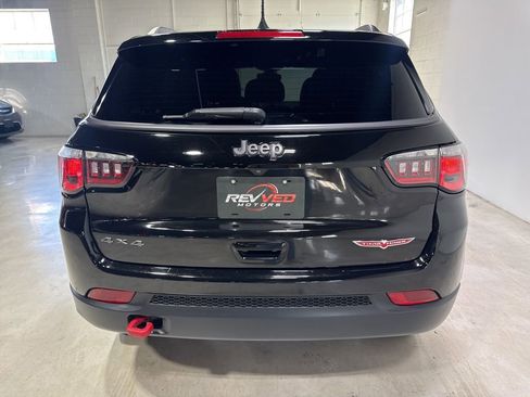 Used 2020 Jeep Compass Trailhawk AWD/4WD image 6