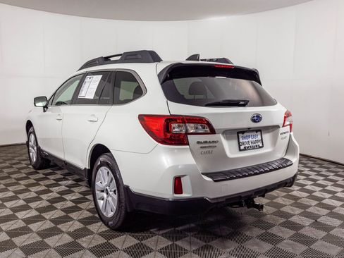 Used 2017 Subaru Outback 2.5i Premium AWD/4WD image 19