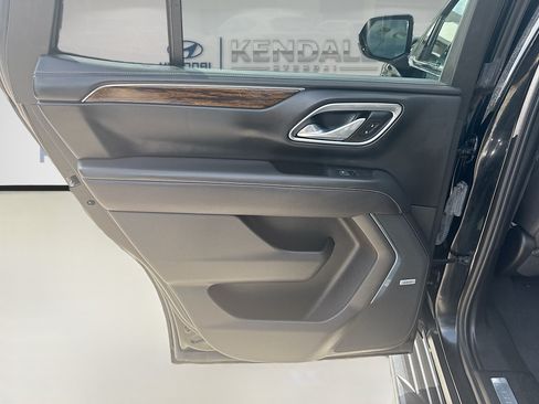 Used 2023 Chevrolet Tahoe Premier RWD image 23