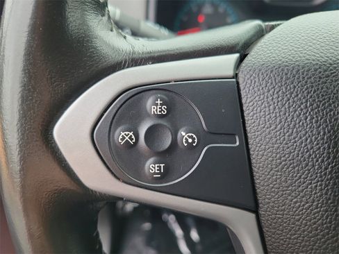 Used 2015 Chevrolet Colorado LT w/ Luxury Package image 5