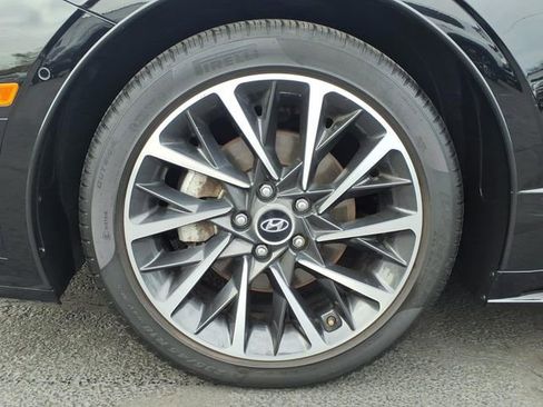 Used 2023 Hyundai Sonata Limited FWD image 9