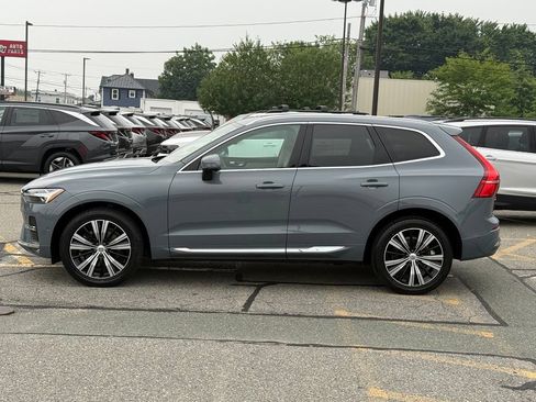 Used 2023 Volvo XC60 B6 Ultimate AWD/4WD image 2