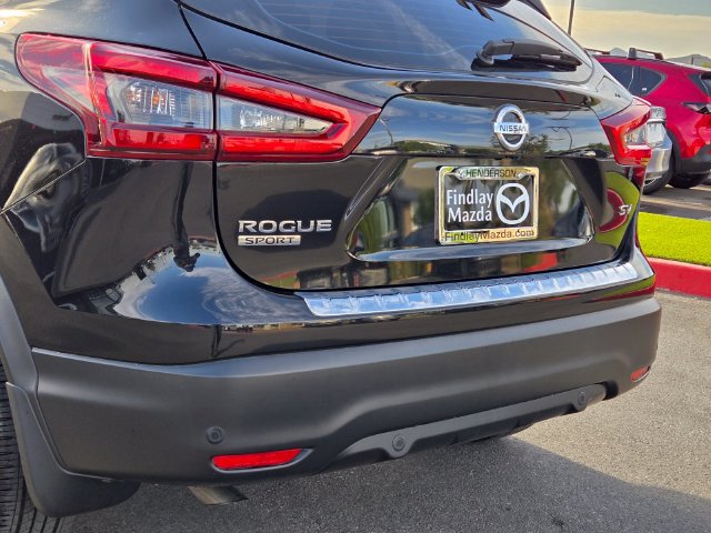 Used 2021 Nissan Rogue Sport SV FWD image 5