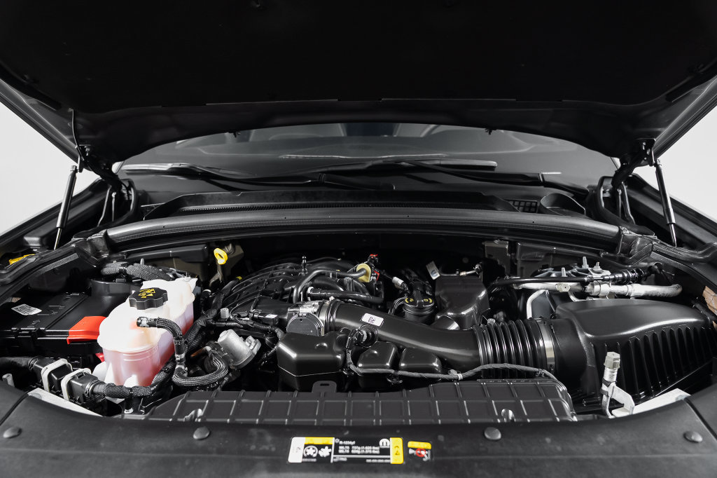 Used 2024 Jeep Grand Cherokee L Laredo AWD/4WD image 41