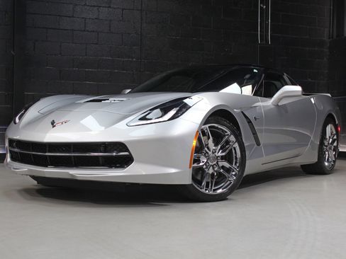 Used 2016 Chevrolet Corvette Stingray Coupe w/ 2LT Preferred Equipment Group RWD image 78