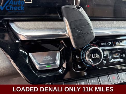 Used 2024 GMC Sierra 3500 Denali AWD/4WD image 48