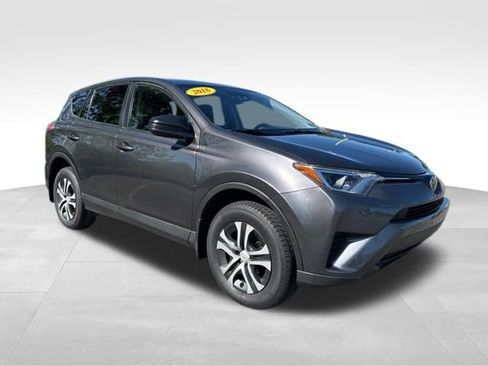Used 2018 Toyota RAV4 LE w/ All Weather Liner Package AWD/4WD image 7