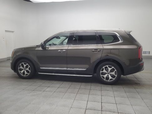 Used 2022 Kia Telluride EX FWD image 3