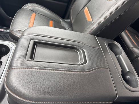 Certified 2020 GMC Sierra 1500 AT4 w/ Technology Package image 33