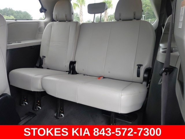 Used 2019 Toyota Sienna Limited Premium AWD/4WD image 25