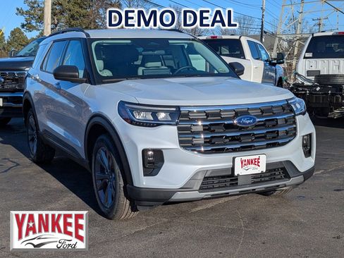 New 2026 Ford Explorer Active w/ Active Comfort Package image 1