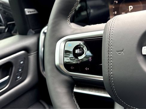 New 2026 Nissan Armada Platinum Reserve image 19