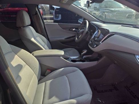 Used 2021 Chevrolet Malibu LT image 13