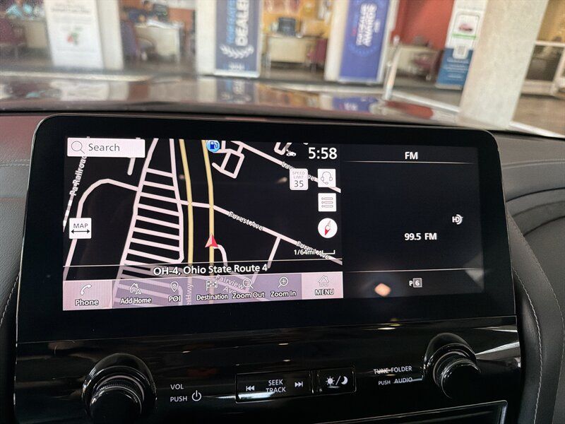 Used 2024 INFINITI QX80 Luxe AWD/4WD image 16