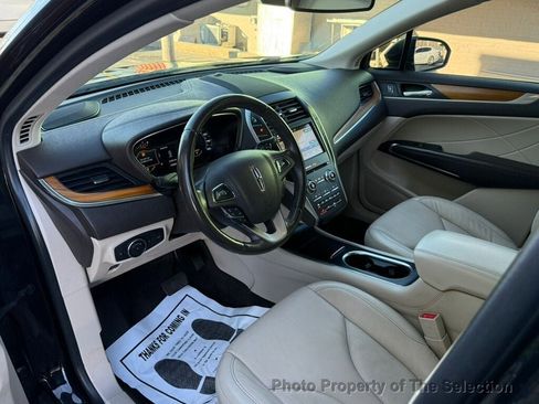 Used 2019 Lincoln MKC Select w/ Select Plus Package image 21