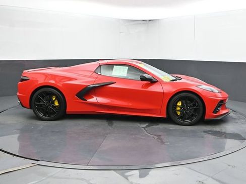 Used 2025 Chevrolet Corvette Stingray Preferred Conv w/ 2LT RWD image 3
