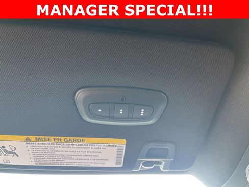 Used 2023 Jeep Grand Cherokee Overland w/ Luxury Tech Group IV image 30