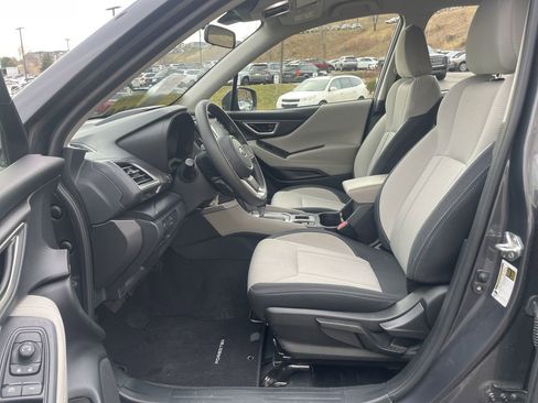 Used 2023 Subaru Forester image 10