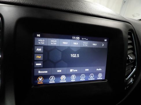 Used 2020 Jeep Compass Latitude AWD/4WD image 16