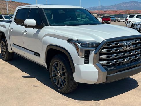 Used 2023 Toyota Tundra Platinum AWD/4WD image 7