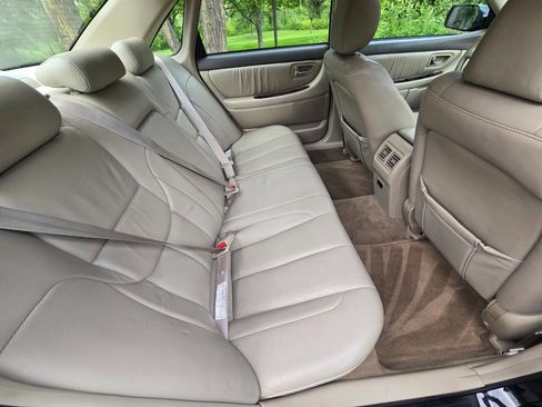 Used 2000 Toyota Avalon XLS FWD image 17