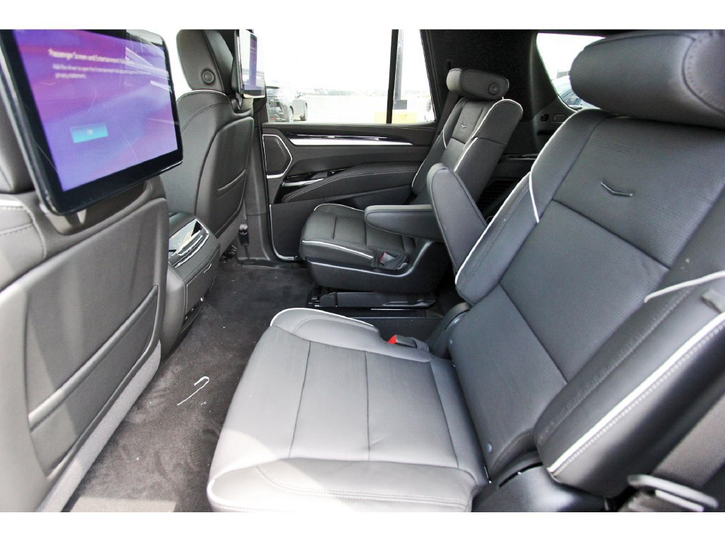 New 2027 Cadillac Escalade Sport w/ Touring Package AWD/4WD image 7