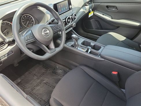 New 2025 Nissan Sentra S image 3