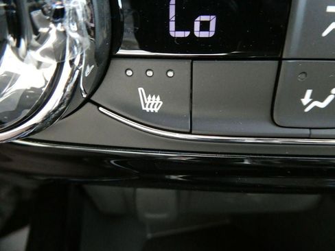 New 2026 Chevrolet Trax LT w/ Midnight Edition FWD image 16