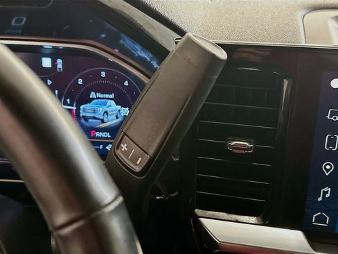 Used 2023 GMC Sierra 1500 Elevation image 22