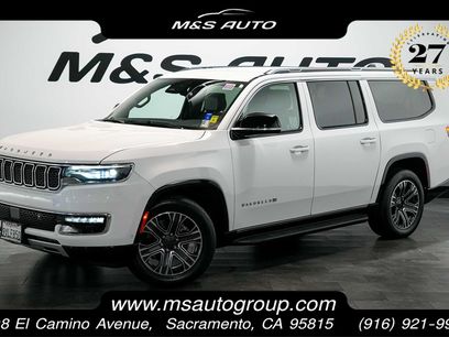 Used 2024 Jeep Wagoneer L Series II w/ Flexible Seating Group