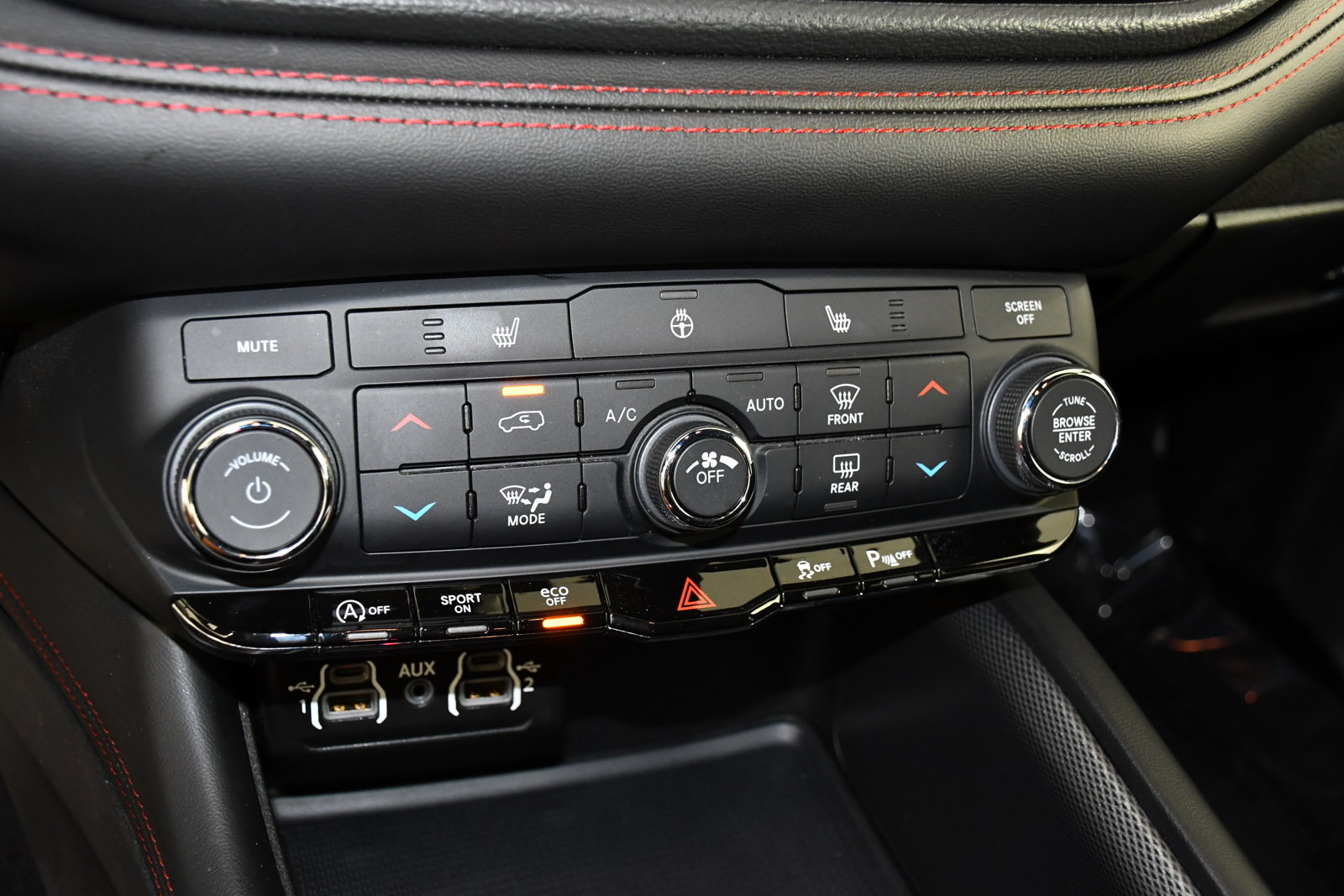 Used 2025 Dodge Durango GT AWD/4WD image 29