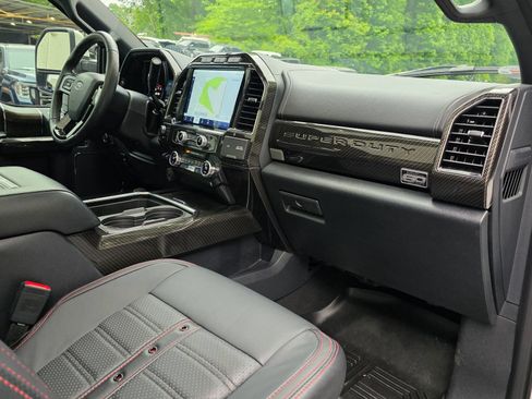 Used 2022 Ford F250 Lariat w/ Lariat Ultimate Package AWD/4WD image 40