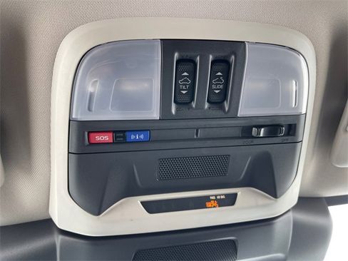 Certified 2025 Subaru Crosstrek 2.0i Premium image 16