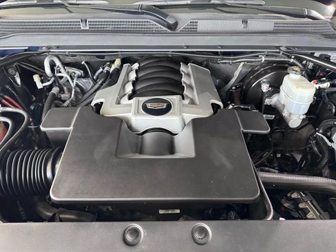 Used 2019 Cadillac Escalade Luxury image 51