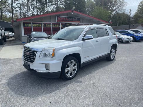 Used 2017 GMC Terrain SLT w/ Open Road Package image 2