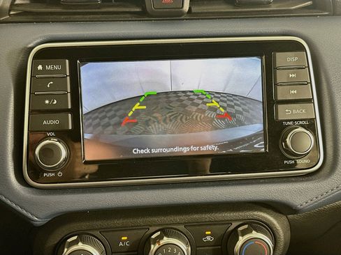 Used 2025 Nissan Versa SV FWD image 22