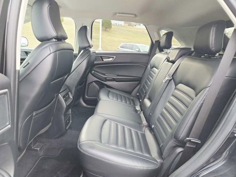 Used 2023 Ford Edge SEL image 12