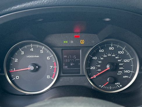 Used 2015 Subaru Crosstrek 2.0i Premium image 22