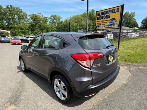 Used 2016 Honda HR-V LX image 7