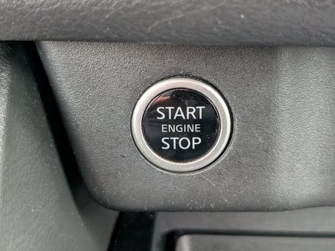 Certified 2023 Nissan Rogue SV AWD/4WD image 25