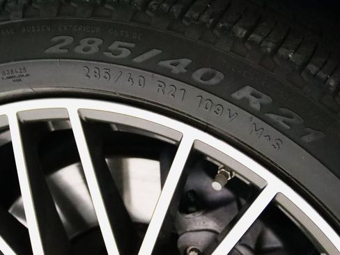 Used 2022 Porsche Cayenne Platinum Edition AWD/4WD image 83