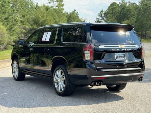 Used 2024 Chevrolet Suburban High Country image 20