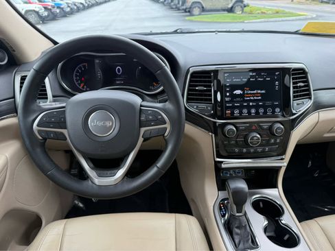 Used 2021 Jeep Grand Cherokee Limited AWD/4WD image 13