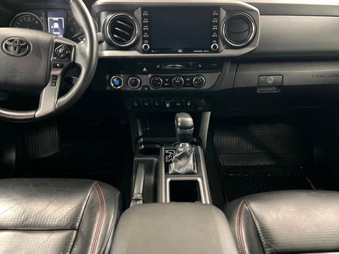 Used 2021 Toyota Tacoma TRD Pro AWD/4WD image 13