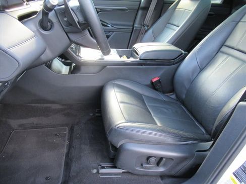 Used 2020 Land Rover Range Rover Evoque R-Dynamic S image 16