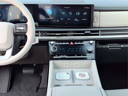New 2026 Hyundai Santa Fe SEL FWD image 11