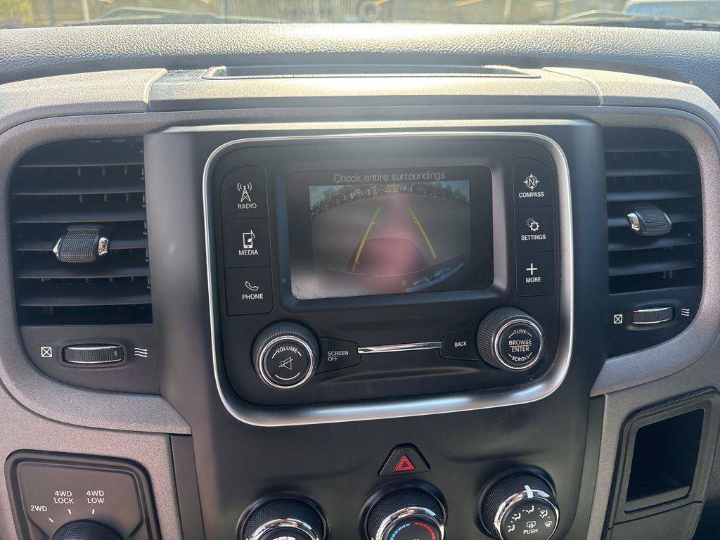 Used 2016 RAM 3500 Tradesman w/ Chrome Appearance Group AWD/4WD image 21