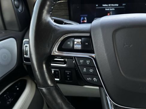 Used 2022 Lincoln Navigator L Black Label AWD/4WD image 13