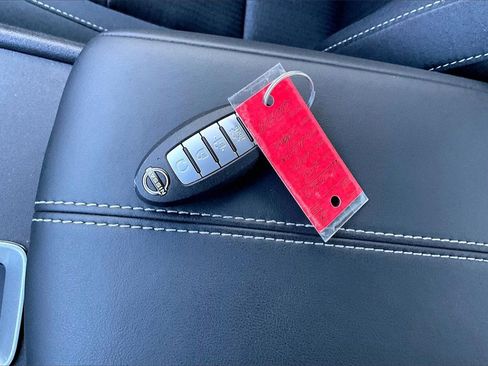 Used 2025 Nissan Altima 2.5 S image 10