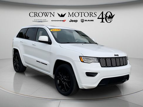 Used 2020 Jeep Grand Cherokee Altitude AWD/4WD image 3